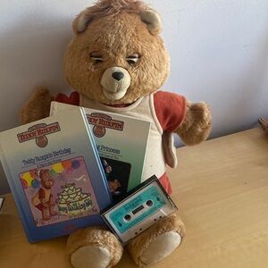 Vintage teddy ruxpin